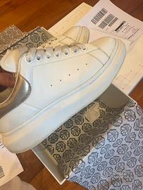 Alexander mcQueen