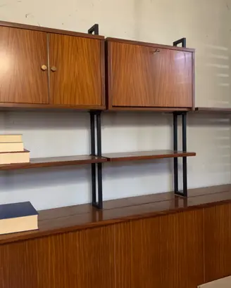 Mobile libreria con letto nascosto
