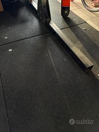 Pavimento antiurto per palestra