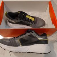 Scarpa da corsa, taglia 42.5