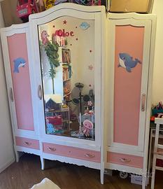 Camera antica bambina