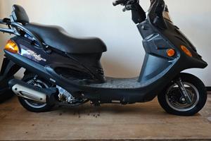 Kymco Dink 150