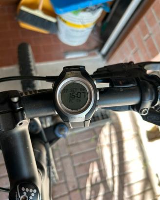 Mountain bike muscolare