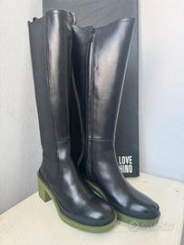 Stivale in pelle Love Moschino nuovo numero 36