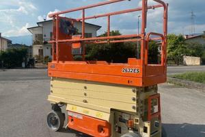 Piattaforma aerea a pantografo elettrica da 10mt l