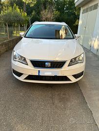 Seat Leon St 1500 TGI DSG con gancio di traino