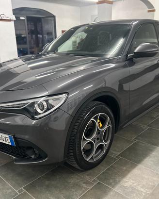 Alfa Romeo Stelvio 2.2 Turbodiesel 210 CV AT8 Q4 S