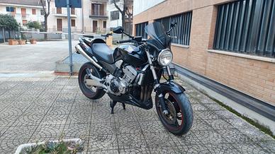 Honda Hornet 900