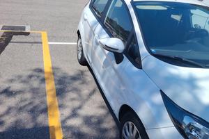 Ford fiesta 2016 gpl 