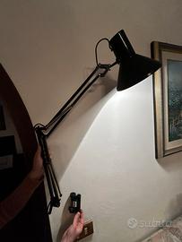 Lampada Emmedì tavolo scrivania con clip nera