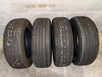 Pneumatici Estivi Goodyears  215/60 R17  96H