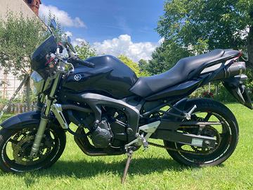 Yamaha FZ6 - 2006