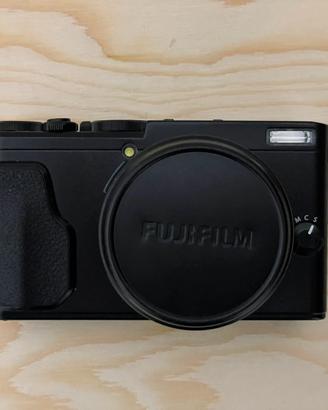Fujifilm X70 Nera