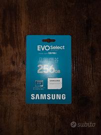Samsung Memorie EVO Select Scheda MicroSD da 256GB