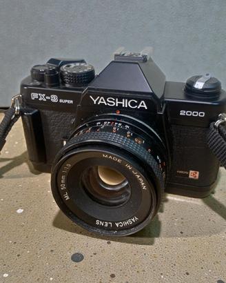 Yashica FX-3 Super 2000 fotocamera reflex 35 mm co