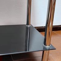 Tavolino dimensioni: h 50 cm. lu 40 cm. la 35 cm.