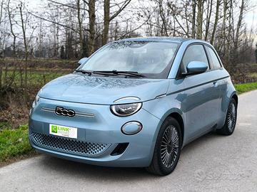 FIAT 500e Berlina 42 kWh La Prima