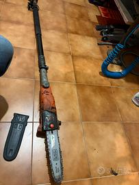 Motosega BLACK+DECKER
