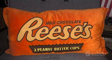 Cuscino gigante… REESE’S PEANUT BUTTER CUPS