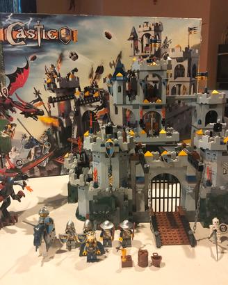 Lego set 7093 "King's Castle siege"