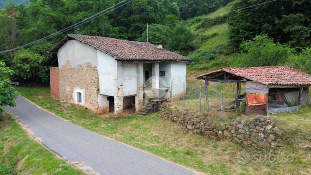 RUSTICO A VAL DELLA TORRE