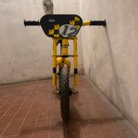 Bicicletta senza pedali