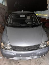 2 Liger XToo una già tagliandata l'altra per ricam