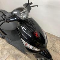 Piaggio zip 100