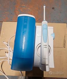idrpulsore Oral B con testine nuove in omaggio