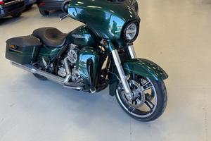 Harley Street glide 103