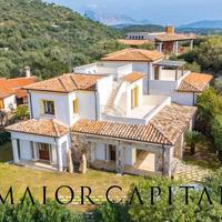 San Teodoro | Lu Fraili | Villa con solarium e vis
