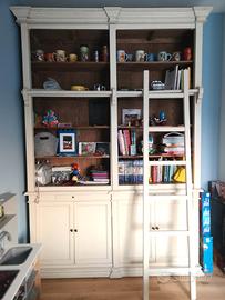 Libreria rustica con scala stile Dialma Brown