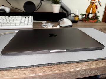 MacBook Pro 13" (2017) Space Grey - 16 GB RAM