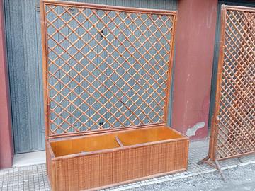 Pannelli in bambù con fioriera