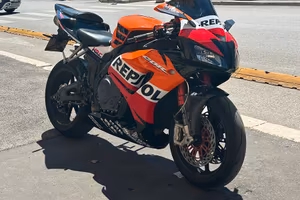 Honda CBR 1000 RR 2007 Repsol
