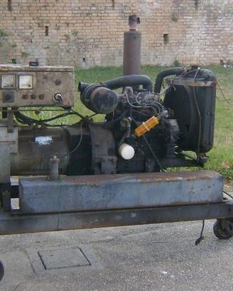 GRUPPO ELETTROGENO USATO DA 6KW 220/380V 1500g/m