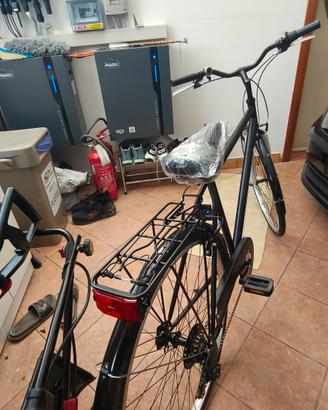 Bicicletta da uomo nuova