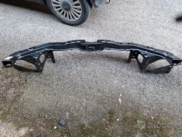 Traversa anteriore mustang