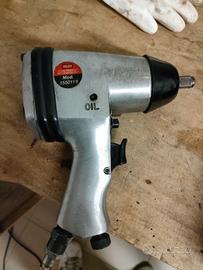 avvitatore pneumatico bulloni auto