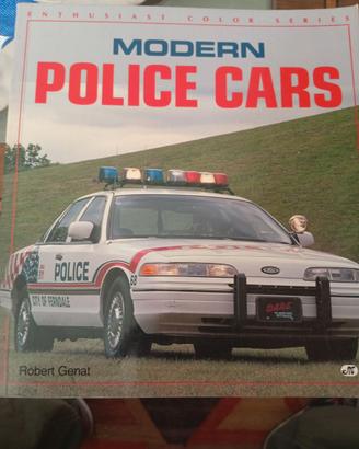 Libro auto polizia americane