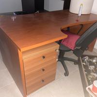 Scrivania particolare