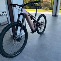 Turbo Levo 4 Comp Carbon (Taglia S2) Anno 2025