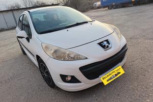 Peugeot 207 2009---1.4 Benzina GPL Neopatentati