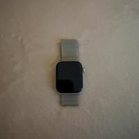 Apple wacht se 44 mm .
