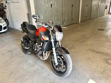 Suzuki GSR600 2008