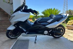 Yamaha t max 500  versinone white max anno 2010
