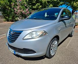 Lancia Ypsilon 1.2 69 CV 5 porte S&S Platinum