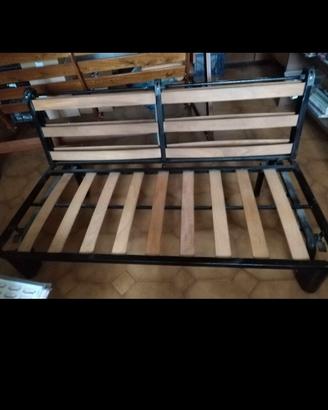 struttura divano letto in ferro e legno