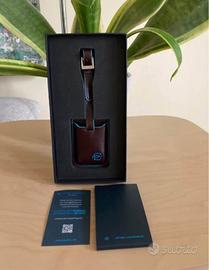 Targhetta porta ind con geolocalizzazione Piquadro