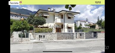 Bifamiliare al piano rialzato